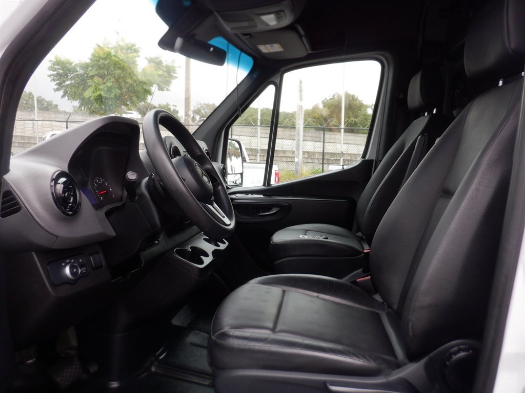 Used 2022 Mercedes-Benz Sprinter 2500 image 17
