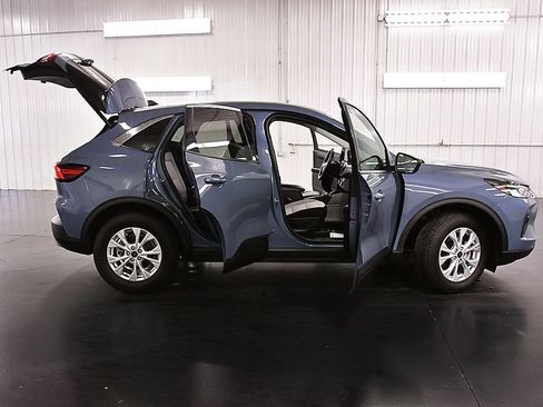 Used 2024 Ford Escape Active AWD/4WD image 31