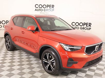 Used 2023 Volvo XC40 B5 Core