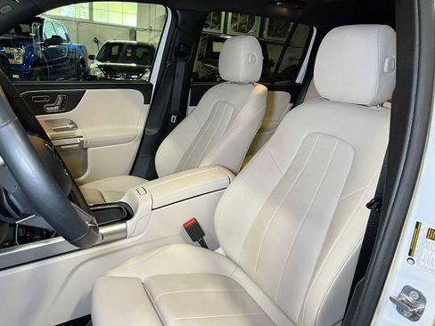 Used 2026 Mercedes-Benz GLB 250 4MATIC image 25