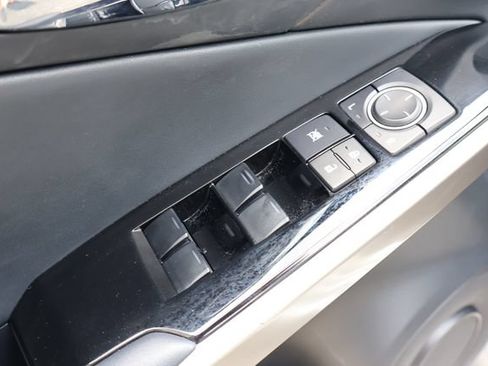Used 2016 Lexus IS 200t RWD image 14