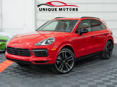 Used 2022 Porsche Cayenne E-Hybrid AWD/4WD image 1