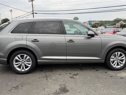 Used 2017 Audi Q7 3.0T Premium AWD/4WD image 7