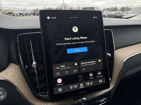 New 2026 Volvo XC60 B5 Ultra w/ Protection Package Premier image 14