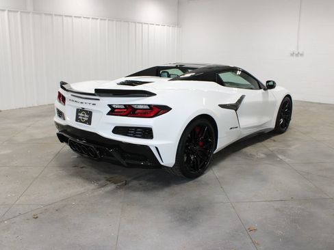 New 2026 Chevrolet Corvette Z06 w/ Stealth Interior Trim Package RWD image 8