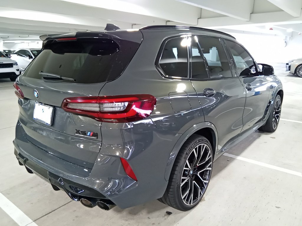 Used 2022 BMW X5 M w/ Competition Package 2 AWD/4WD image 5