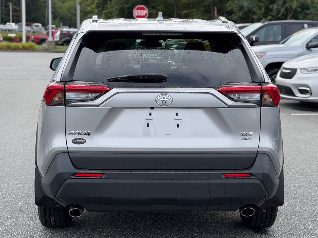 Certified 2023 Toyota RAV4 XLE w/ XLE Grade Weather Package AWD/4WD image 4