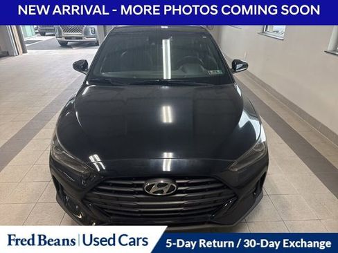 Used 2019 Hyundai Veloster 2.0 Premium FWD image 2