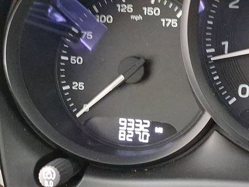 New 2025 Porsche Macan Turbo image 21