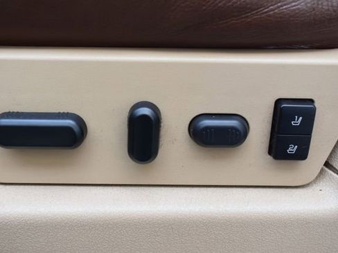 Used 2012 Ford F150 King Ranch w/ Max Trailer Tow Pkg image 22