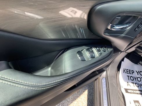 Used 2018 Nissan Murano SL w/ Moonroof Package AWD/4WD image 13