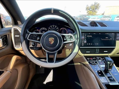 Used 2019 Porsche Cayenne image 5