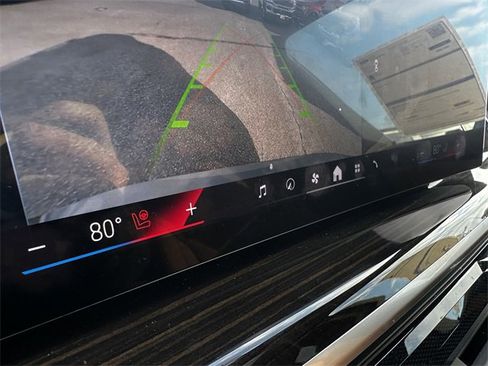 Used 2024 BMW X7 xDrive40i image 23