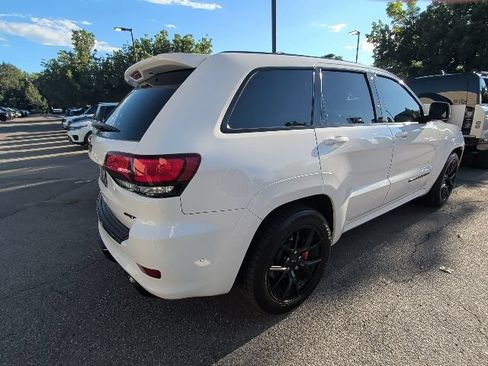 Used 2019 Jeep Grand Cherokee SRT AWD/4WD image 3