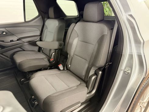 Used 2023 Chevrolet Traverse LT w/ LPO, Floor Liner Package AWD/4WD image 32