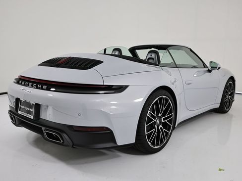 Used 2026 Porsche 911 Carrera RWD image 7
