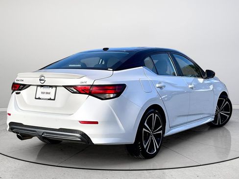 Used 2022 Nissan Sentra SR w/ Electronics Package image 8