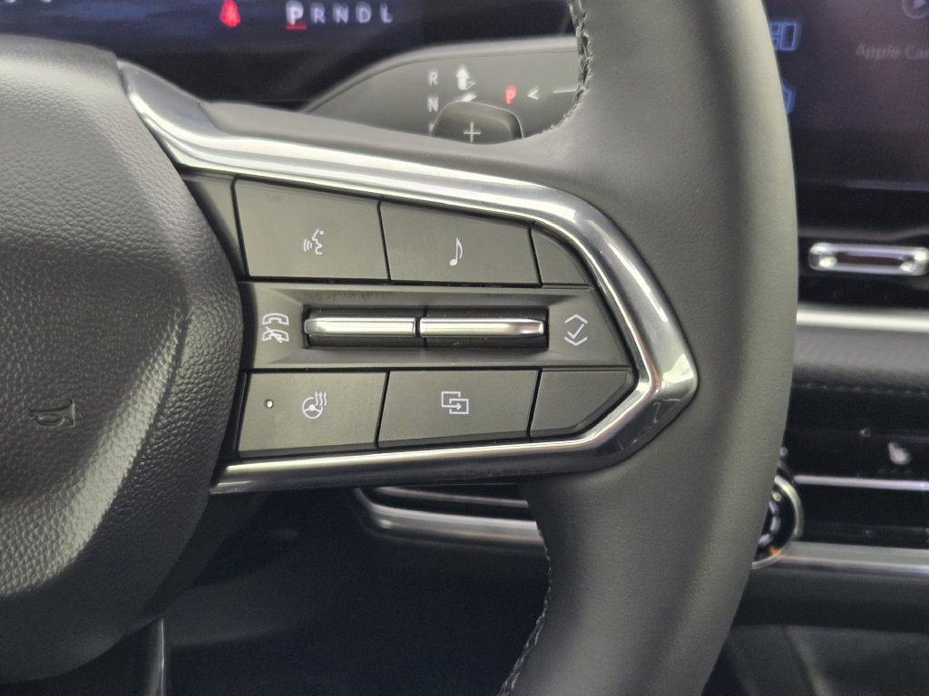 New 2027 Chevrolet Equinox LT w/ Midnight Edition FWD image 32