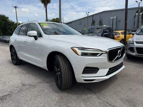 Used 2019 Volvo XC60 T5 Momentum w/ Premium Package FWD image 3
