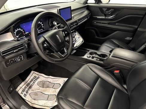 Used 2022 Lincoln Corsair FWD image 9