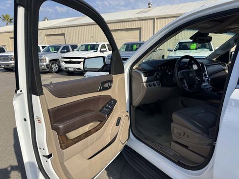 Used 2016 Chevrolet Tahoe LT w/ Luxury Package image 23