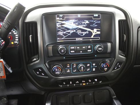 Used 2019 Chevrolet Silverado 2500 LTZ w/ Duramax Plus Package image 14
