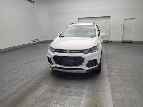 Used 2019 Chevrolet Trax LT w/ LT Convenience Package image 15