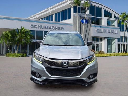 Used 2019 Honda HR-V Sport image 2