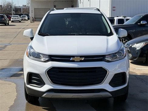 Used 2021 Chevrolet Trax LT image 7