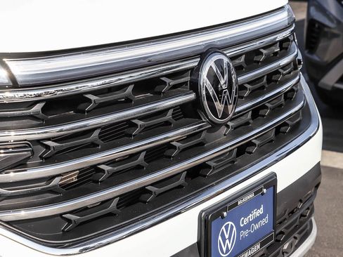Used 2024 Volkswagen Atlas SE FWD image 6