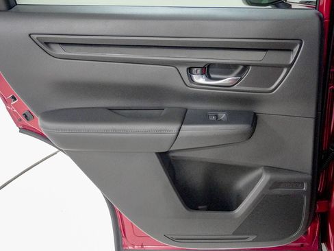 Used 2025 Honda CR-V EX image 34
