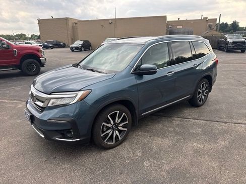 Used 2019 Honda Pilot Touring image 2