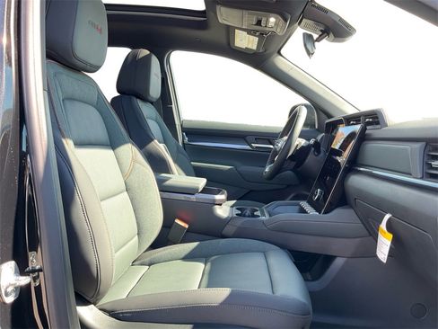 New 2026 GMC Terrain AT4 w/ Convenience Package III image 26