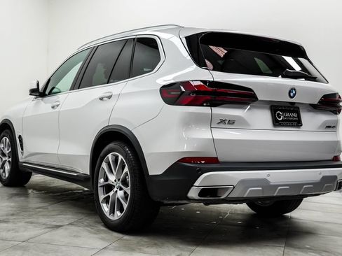 Used 2026 BMW X5 xDrive40i w/ Climate Comfort Package AWD/4WD image 12