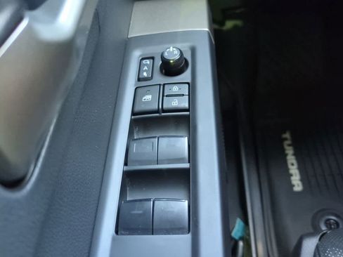 Used 2024 Toyota Tundra Limited AWD/4WD image 22
