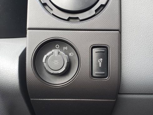 Used 2011 Ford F350 XL w/ Skid Plate Pkg image 19