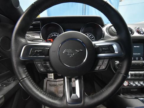 Used 2017 Ford Mustang GT Premium w/ GT Performance Package RWD image 12