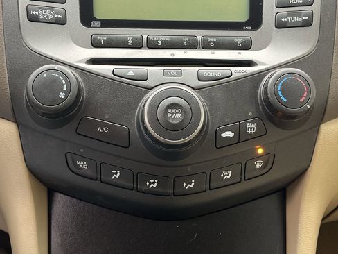 Used 2007 Honda Accord VP image 14