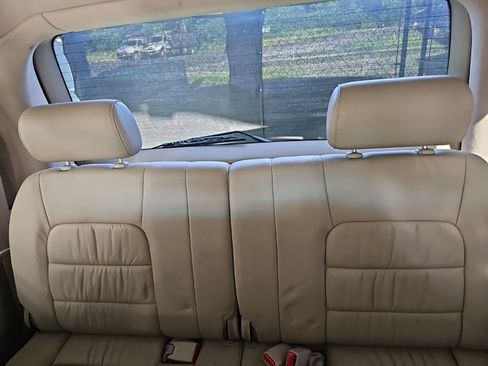 Used 2006 Lexus LX 470 4WD image 19