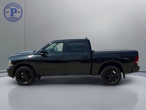 Used 2017 RAM 1500 Sport w/ Black Ram 1500 Sport Group AWD/4WD image 4
