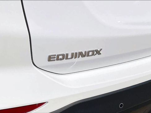 Certified 2024 Chevrolet Equinox LS w/ Driver Confidence II Package FWD image 8