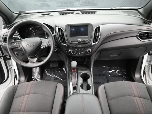 Certified 2024 Chevrolet Equinox RS AWD/4WD image 15