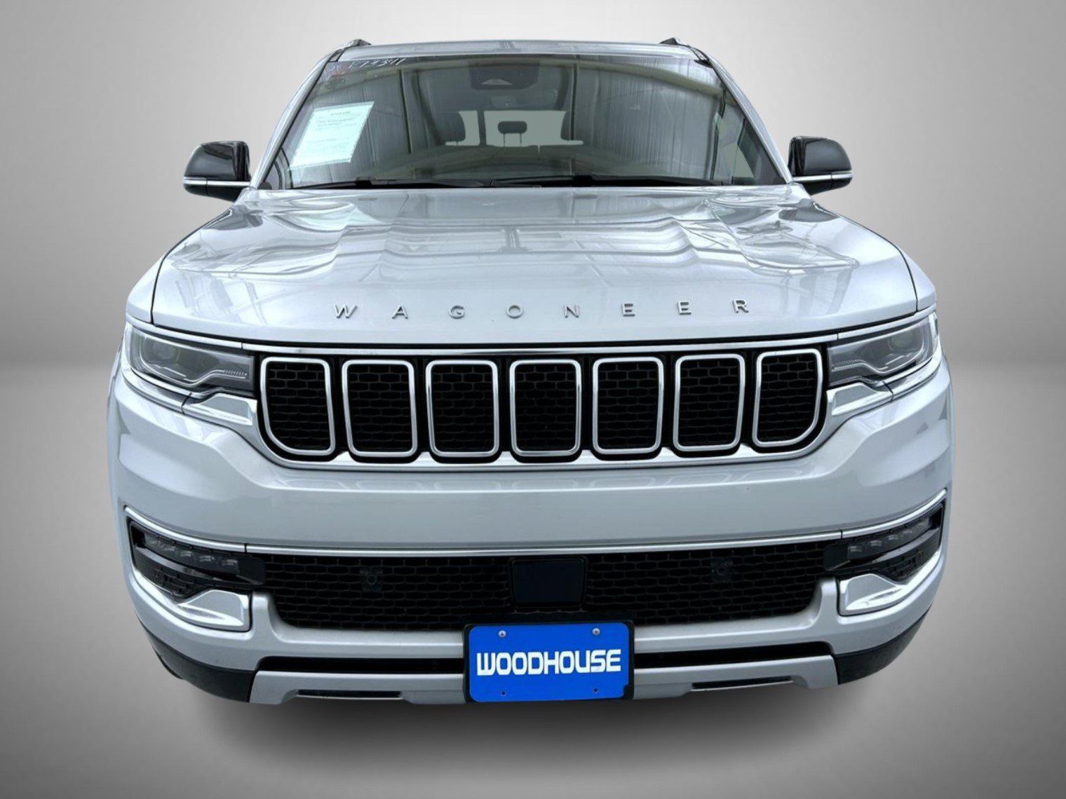 Used 2025 Jeep Wagoneer Series II AWD/4WD image 2