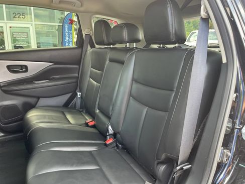 Used 2024 Nissan Murano SV w/ SV Midnight Edition Package FWD image 14
