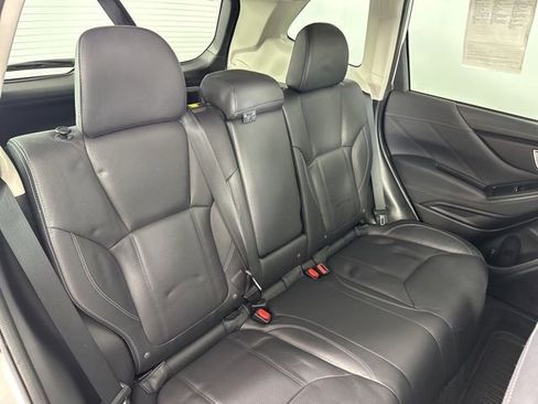 Used 2020 Subaru Forester Touring AWD/4WD image 29