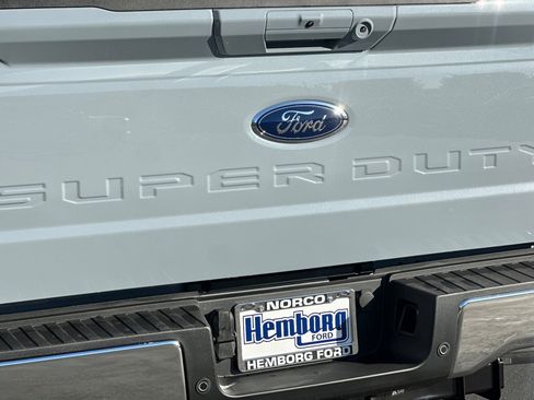 New 2026 Ford F250 Lariat w/ FX4 Off-Road Package image 26