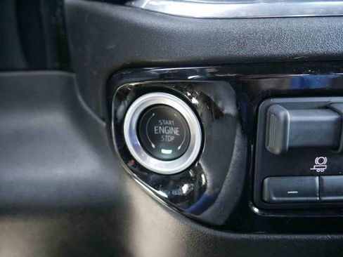 Used 2024 Chevrolet Silverado 1500 High Country w/ High Country Premium Package image 36