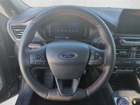 Used 2024 Ford Escape ST-Line AWD/4WD image 18