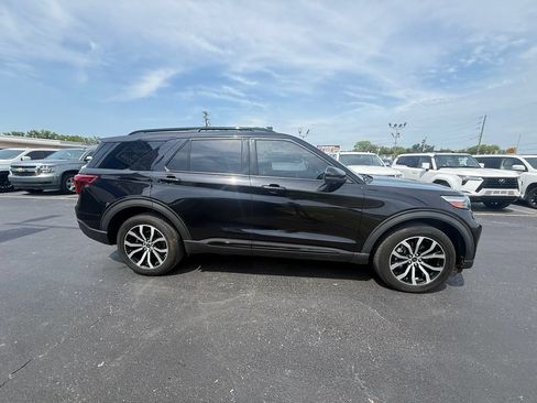 Used 2020 Ford Explorer ST w/ Premium Technology Package AWD/4WD image 2