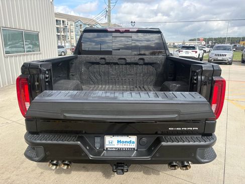 Used 2023 GMC Sierra 1500 Denali Ultimate image 37